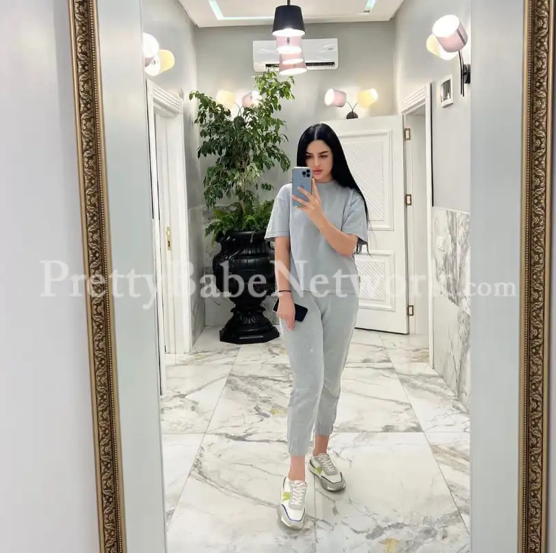 20-Year-Old, Sexy, Tall, Independent Russian Escort Anfisa in Model Town, Delhi